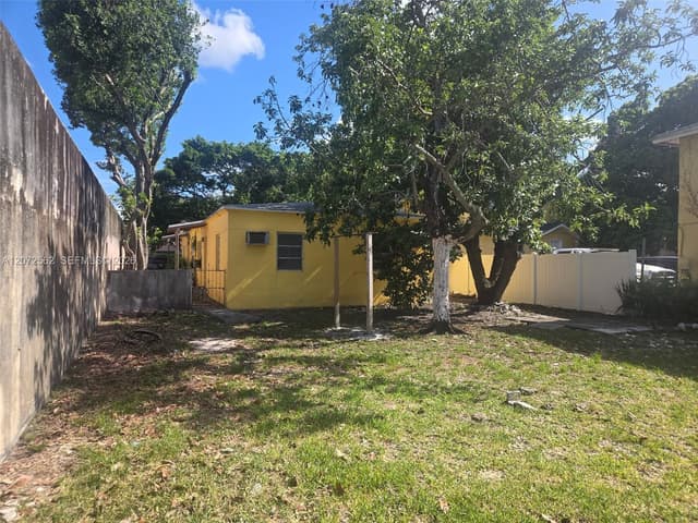 1029 NW 28th St, Miami FL 33127 - Miami, FL - Photo 3