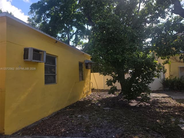 1029 NW 28th St, Miami FL 33127 - Miami, FL - Photo 4