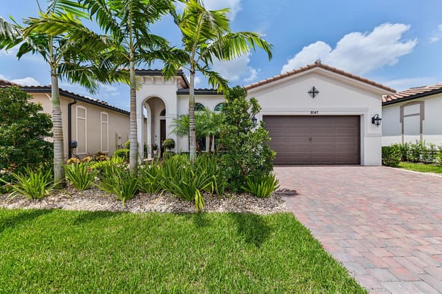 8047 JUNIPER Drive, Parkland FL 33067 - Parkland, FL - Photo 3
