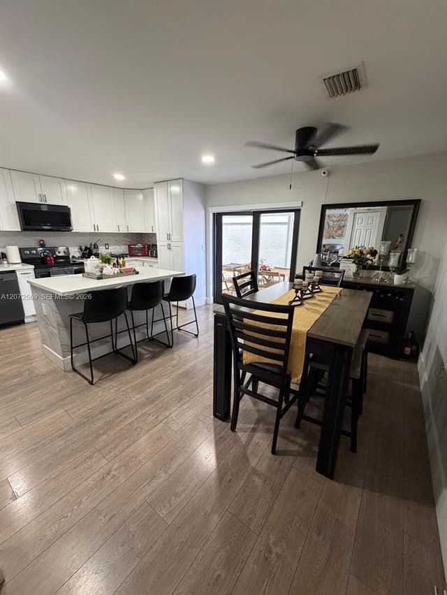 10958 SW 72nd TER, Miami FL 33173 - Miami, FL - Photo 4