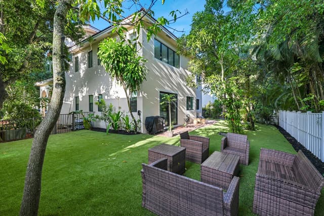 11695 NW 2ND Street, Plantation FL 33325 - Plantation, FL - Photo 4