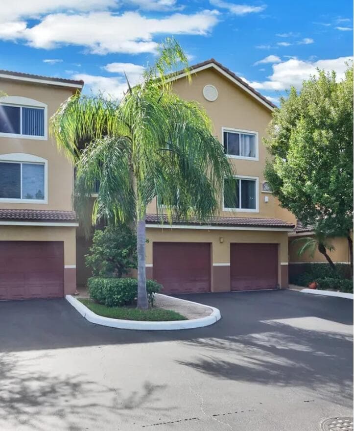 200 Scotia Drive # 202, Hypoluxo FL 33462 - Hypoluxo, FL - Photo 1