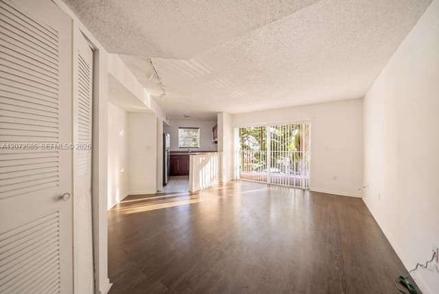 771 N Pine Island Rd # 205, Plantation FL 33324 - Plantation, FL - Photo 5
