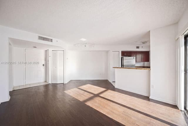 771 N Pine Island Rd # 205, Plantation FL 33324 - Plantation, FL - Photo 4