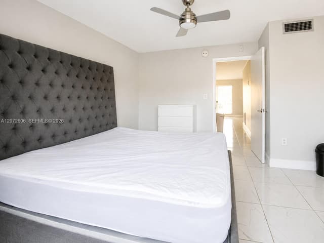 7155 Miami Lakes Dr # P4, Miami Lakes FL 33014 - Miami Lakes, FL - Photo 6