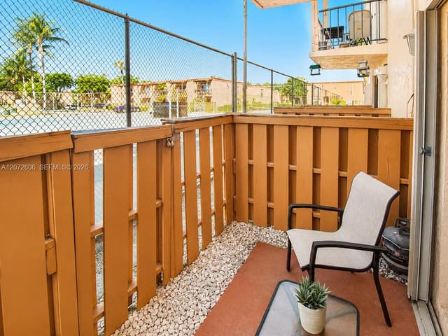 7155 Miami Lakes Dr # P4, Miami Lakes FL 33014 - Miami Lakes, FL - Photo 3