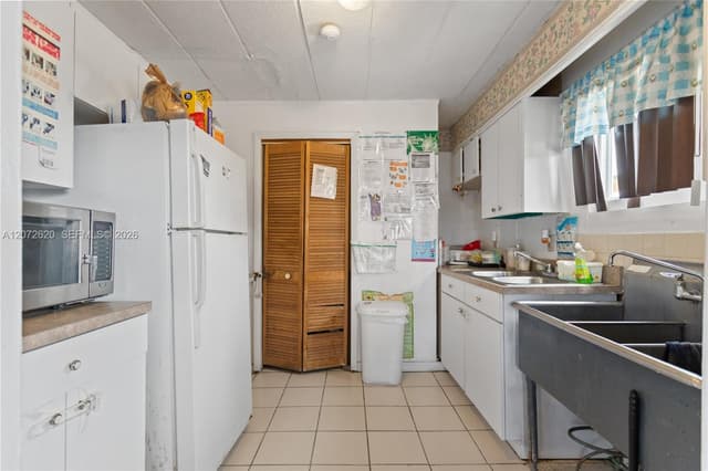1781 NW 152nd Ter, Miami Gardens FL 33054 - Miami Gardens, FL - Photo 6