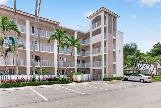 14112 Huntington Pointe Drive # 210, Delray Beach FL 33484 - Delray Beach, FL - Photo 2