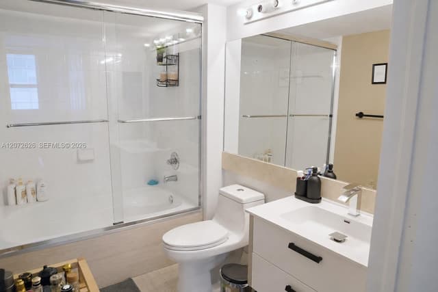1155 Brickell Bay Dr # 902, Miami FL 33131 - Miami, FL - Photo 7