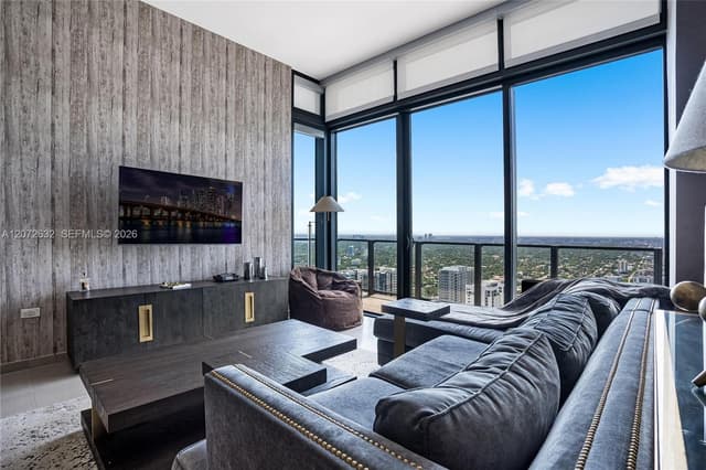 88 SW 7th St # 4006, Miami FL 33130 - Miami, FL - Photo 2