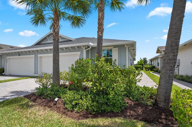 1282 Tangled Orchard Trace, Loxahatchee FL 33470 - Loxahatchee, FL - Photo 4