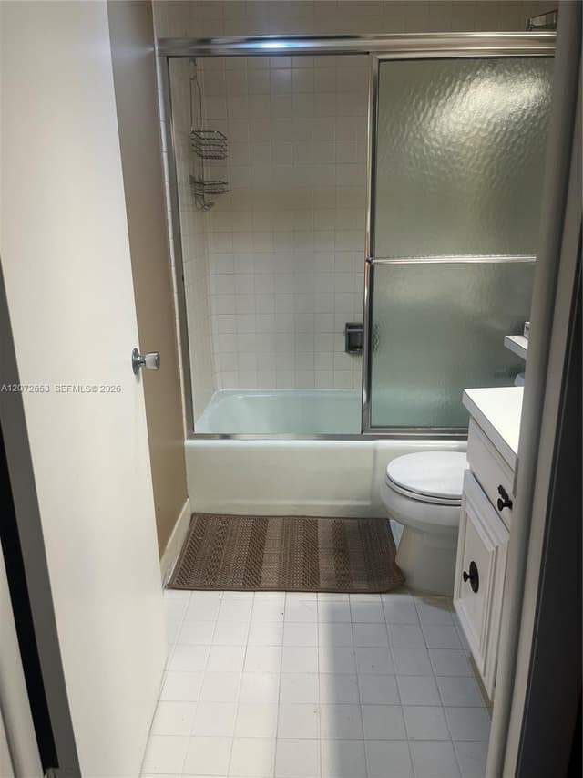 3050 Presidential Way # 403, West Palm Beach FL 33401 - West Palm Beach, FL - Photo 4