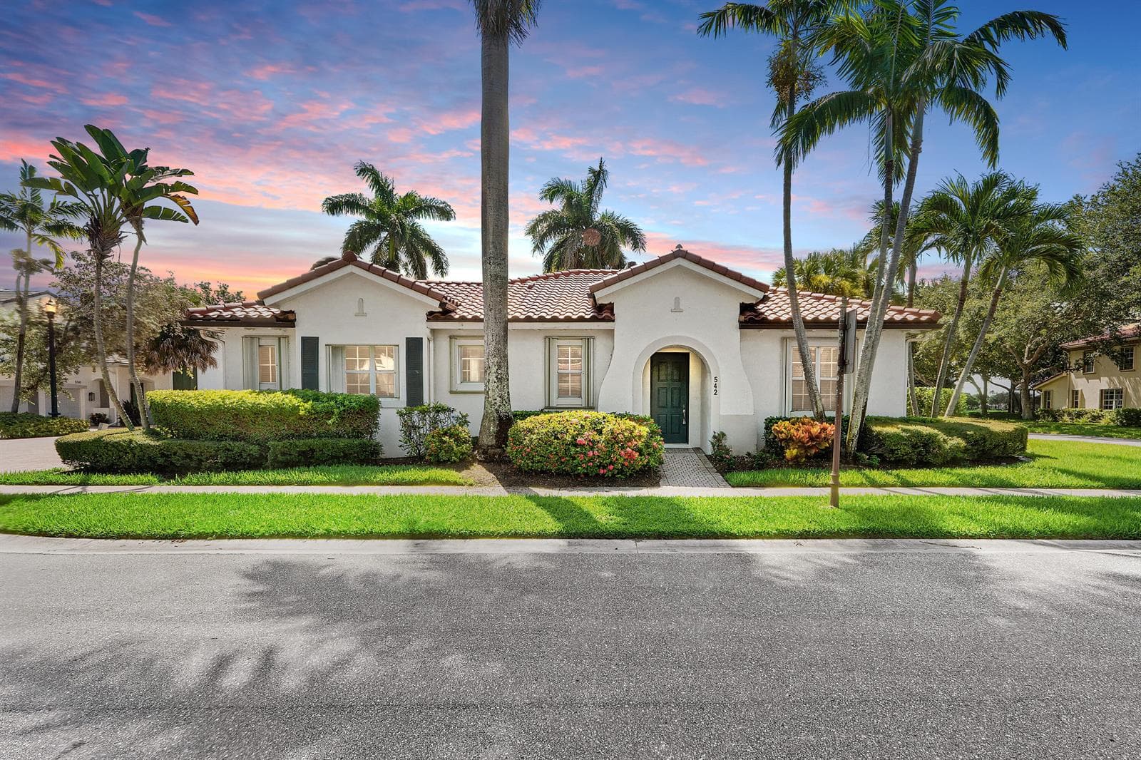 542 TOMAHAWK Court, Palm Beach Gardens FL 33410 - Palm Beach Gardens, FL - Photo 1