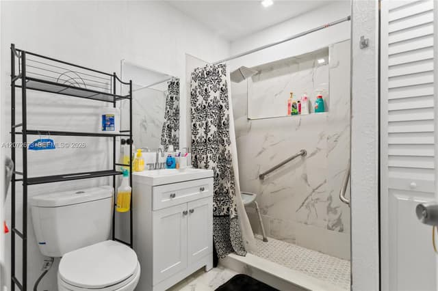 4751 SW 31st Dr, West Park FL 33023 - West Park, FL - Photo 6