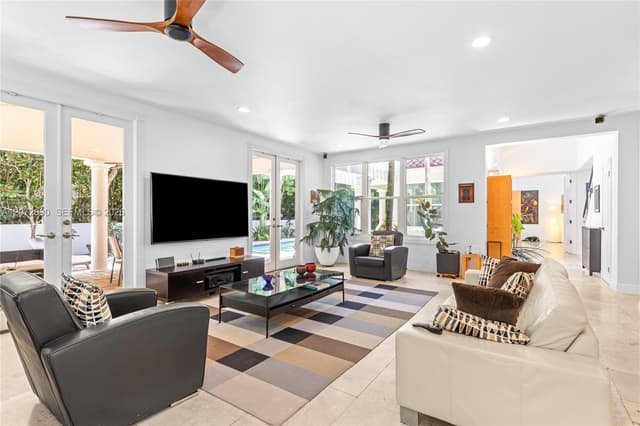 11050 Girasol Ave, Coral Gables FL 33156 - Coral Gables, FL - Photo 4