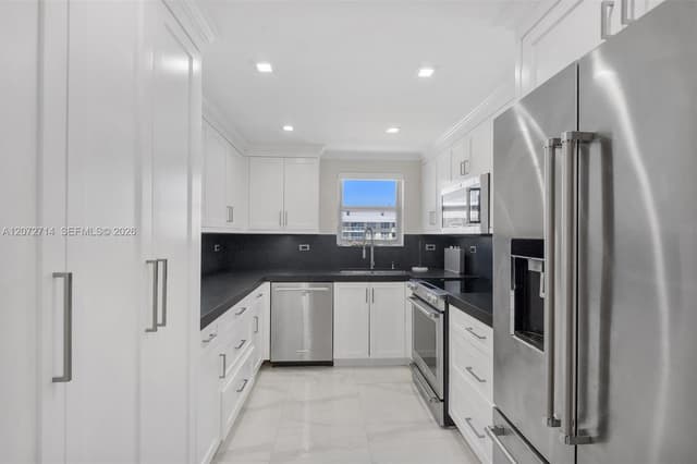 5555 Collins Ave # 16B, Miami Beach FL 33140 - Miami Beach, FL - Photo 7