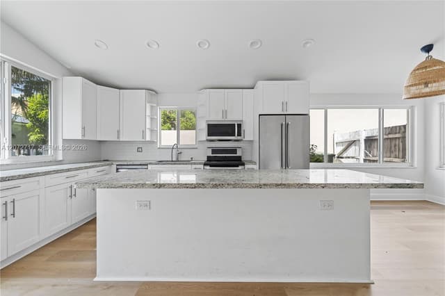 19800 Eagle Nest Rd, Cutler Bay FL 33157 - Cutler Bay, FL - Photo 4