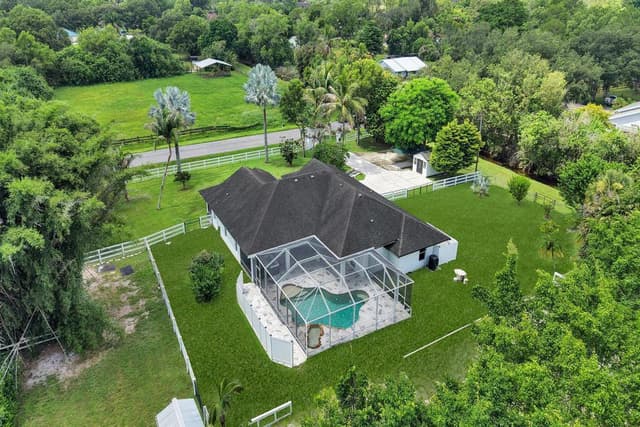16137 E Aintree Drive, Loxahatchee FL 33470 - Loxahatchee, FL - Photo 2