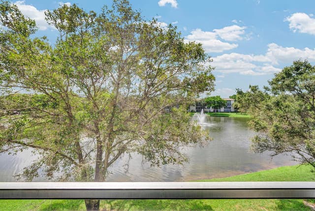 2202 LUCAYA Bend # C3, Coconut Creek FL 33066 - Coconut Creek, FL - Photo 7