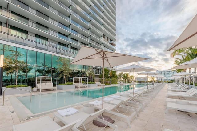 580 72nd St # 1012, Miami Beach FL 33141 - Miami Beach, FL - Photo 2