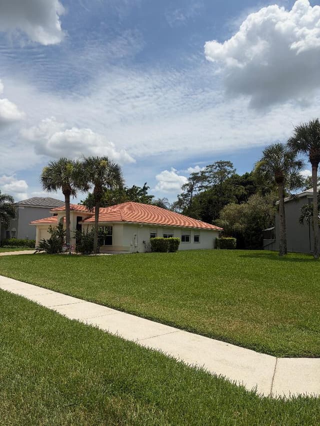 1551 S CLUB Drive, Wellington FL 33414 - Wellington, FL - Photo 2