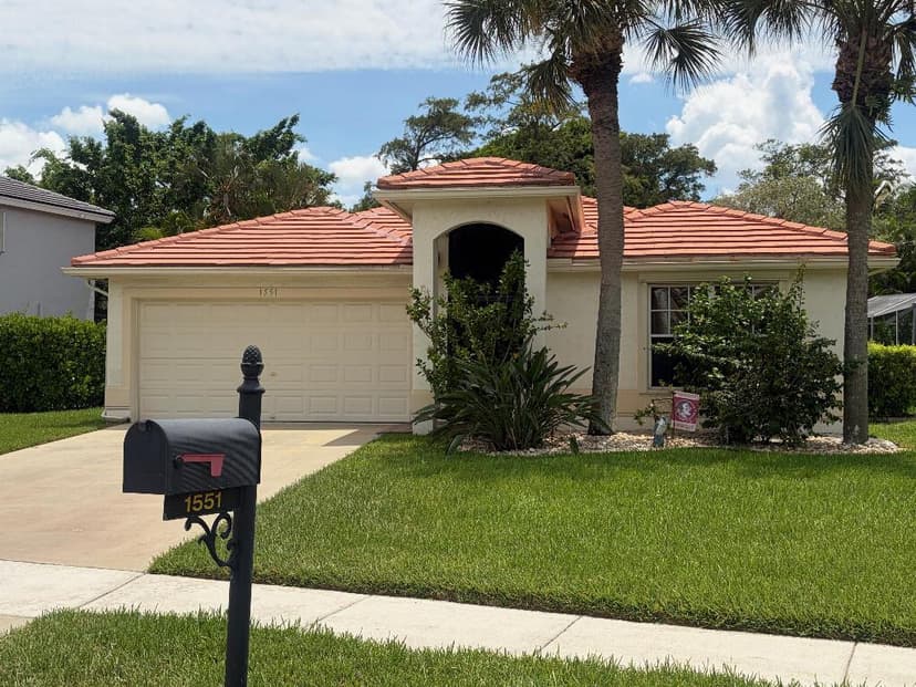 1551 S CLUB Drive, Wellington FL 33414