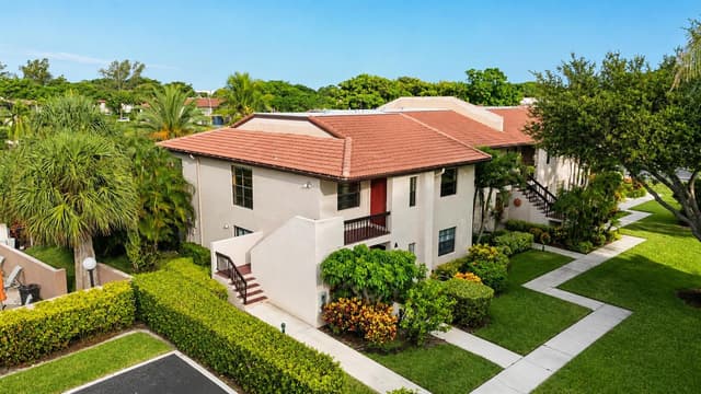 9307 Vista Del Lago # 17B, Boca Raton FL 33428 - Boca Raton, FL - Photo 2