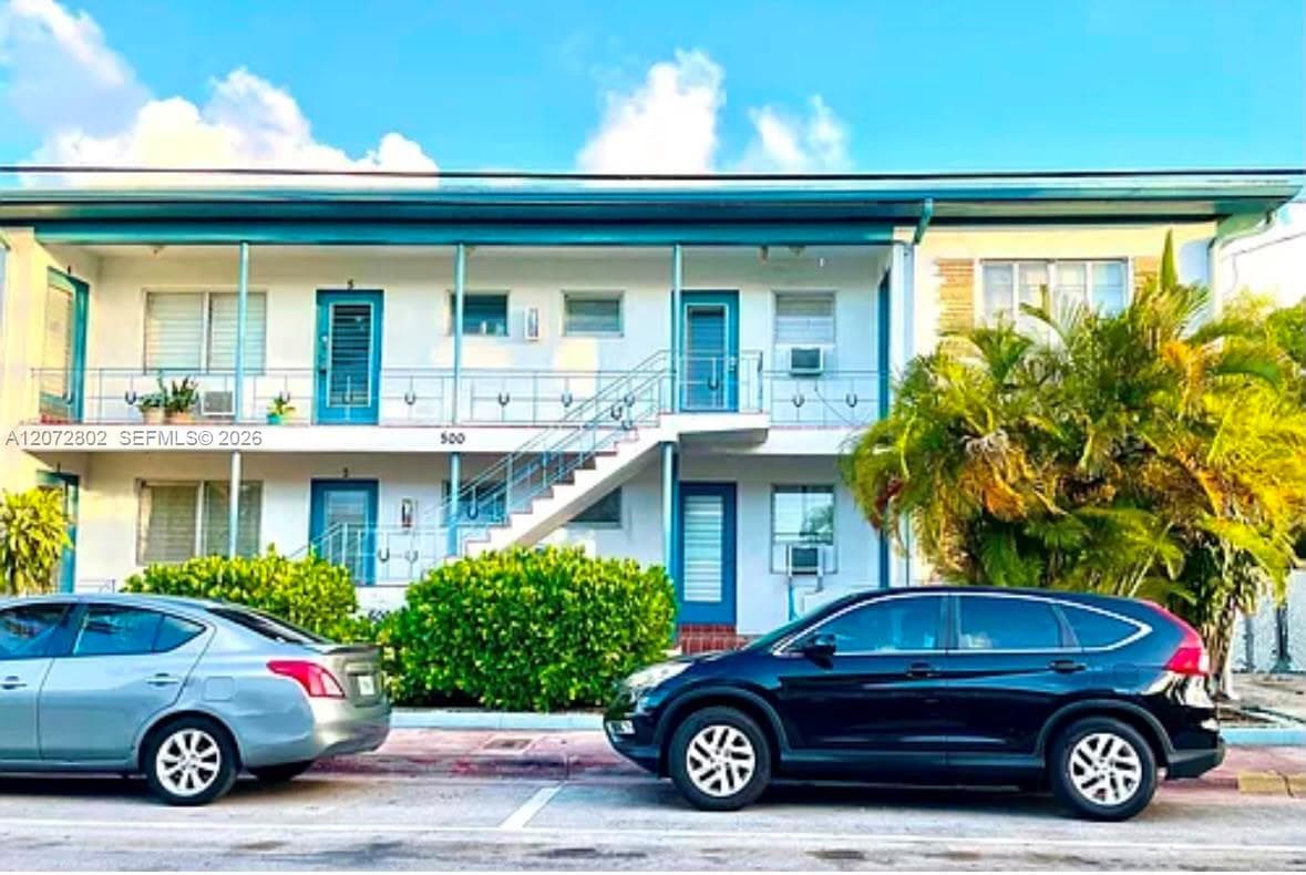 500 77th St # 3, Miami Beach FL 33141 - Miami Beach, FL - Photo 1