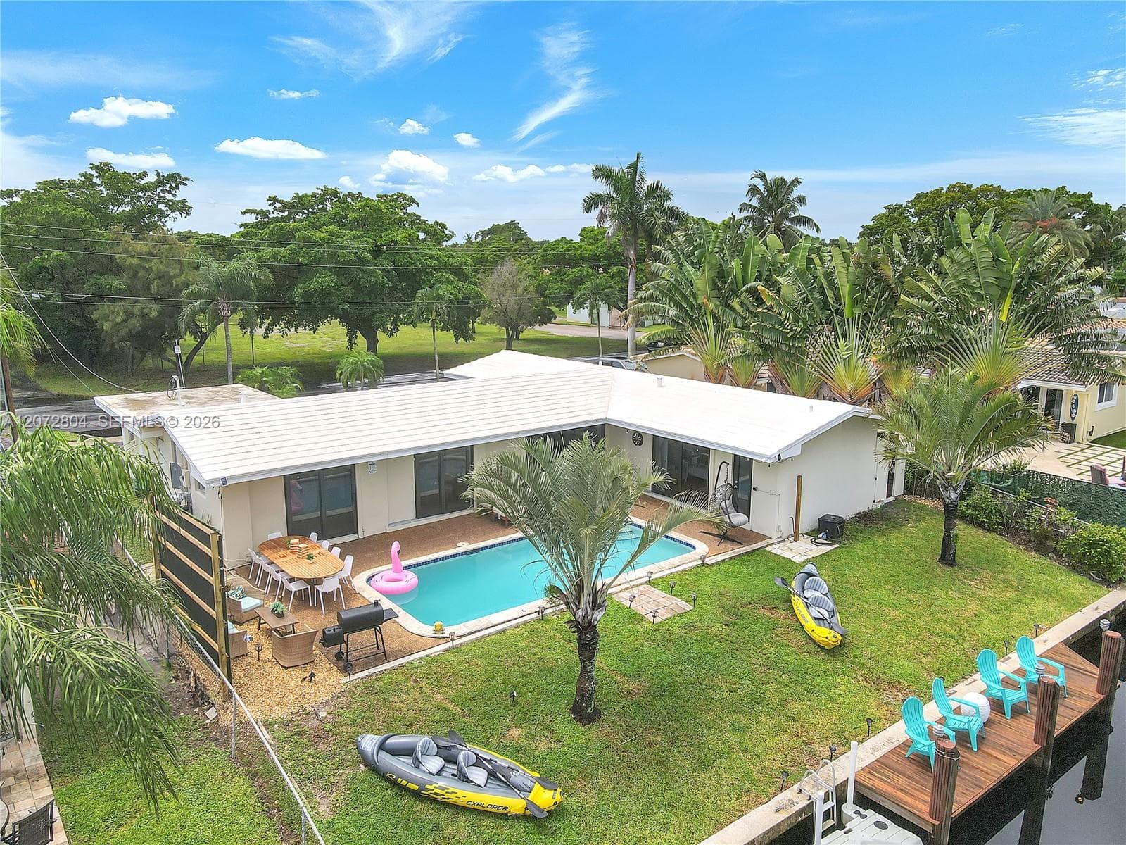 151 SE 9th Ct, Pompano Beach FL 33060 - Pompano Beach, FL - Photo 1
