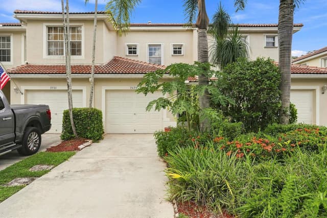 9695 Porta Leona Lane, Boynton Beach FL 33472 - Boynton Beach, FL - Photo 2