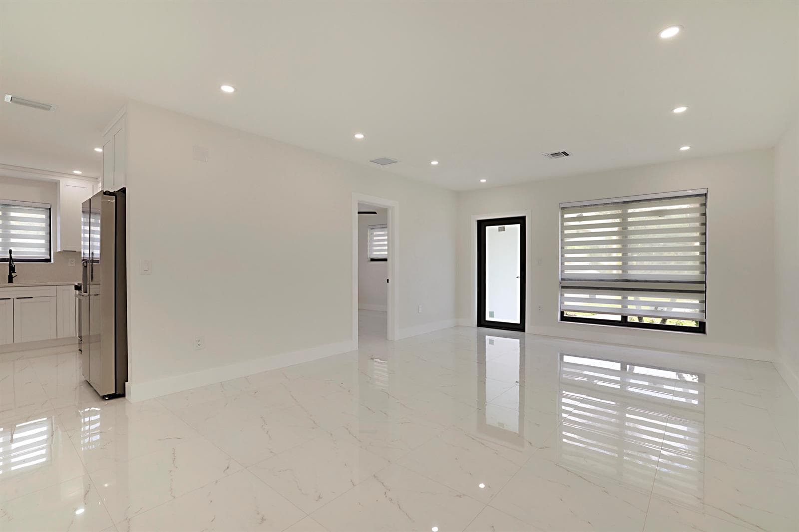 421 FONTANA Drive, Palm Springs FL 33461 - Palm Springs, FL - Photo 1