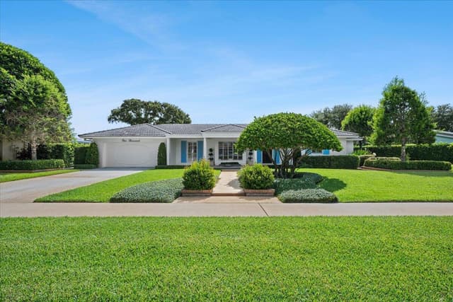 1000 Country Club Drive, North Palm Beach FL 33408 - North Palm Beach, FL - Photo 2