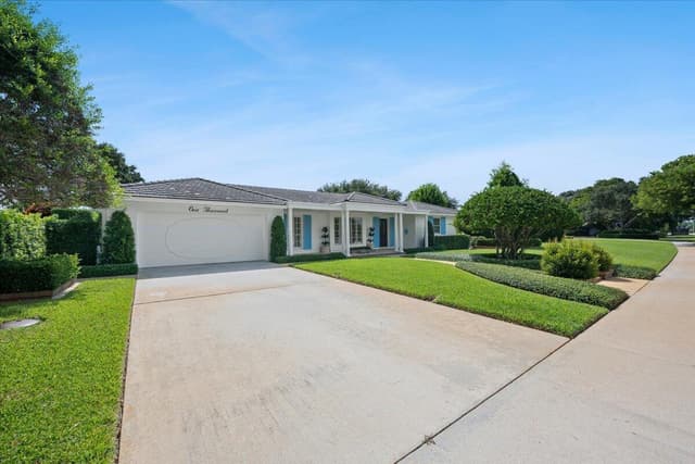 1000 Country Club Drive, North Palm Beach FL 33408 - North Palm Beach, FL - Photo 4