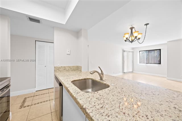 10001 W Atlantic Blvd # 316, Coral Springs FL 33071 - Coral Springs, FL - Photo 5