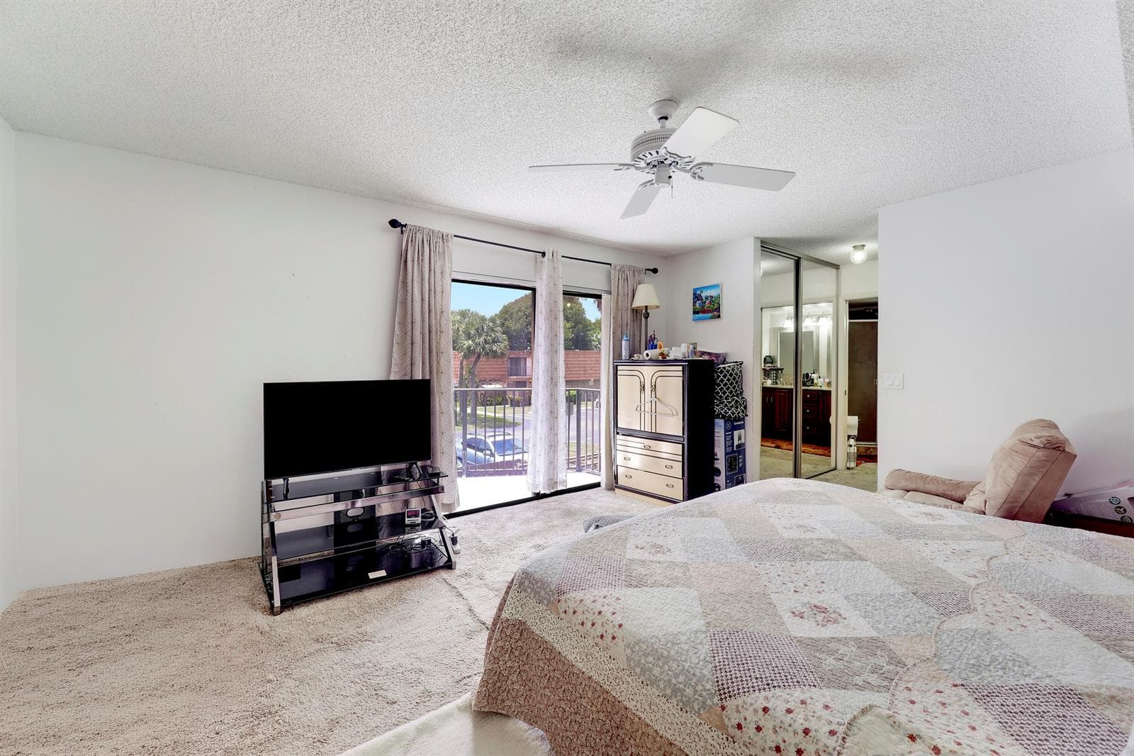 8389 N Coral Circle, North Lauderdale FL 33068 - North Lauderdale, FL - Photo 1