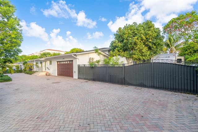 5330 SW 7th St, Miami FL 33134 - Miami, FL - Photo 3