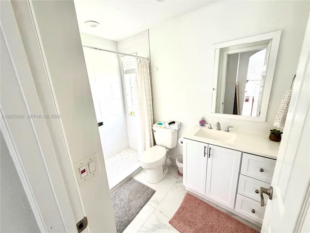 16747 NW 10th St, Pembroke Pines FL 33028 - Pembroke Pines, FL - Photo 7