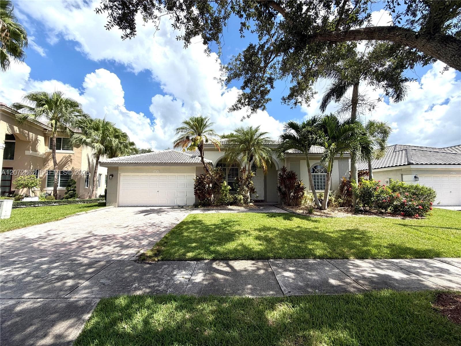 16747 NW 10th St, Pembroke Pines FL 33028 - Pembroke Pines, FL - Photo 1