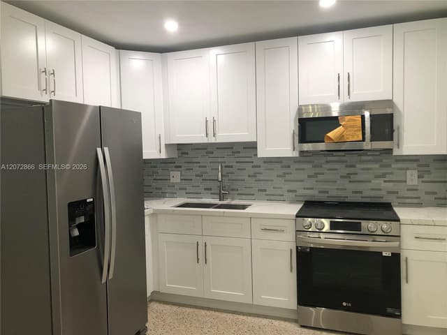 10831 NE 2nd Ct, Miami FL 33161 - Miami, FL - Photo 5
