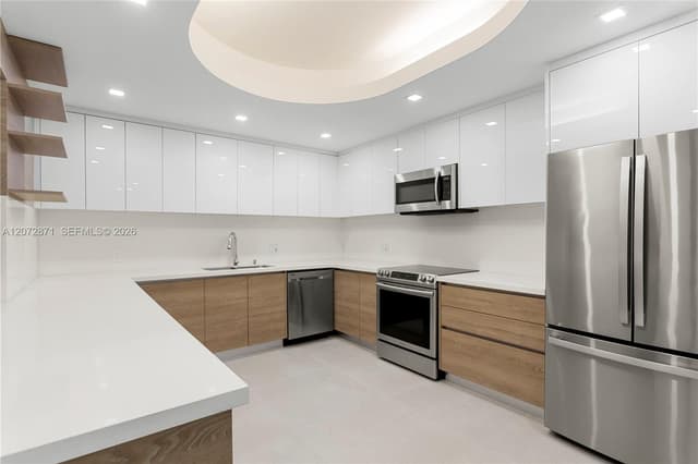 1000 Venetian Way, Miami FL 33139 - Miami, FL - Photo 6