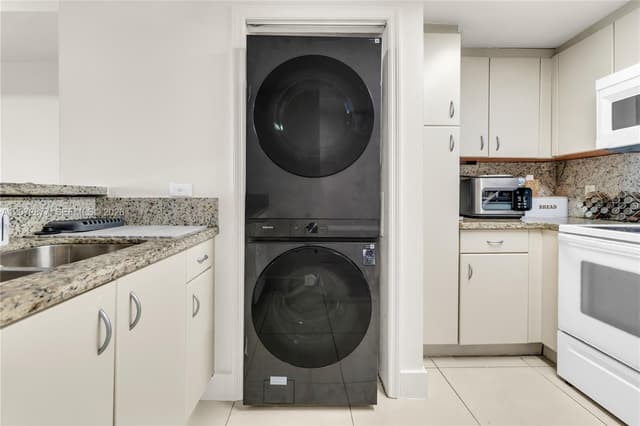 1650 Coral Way # 9, Miami FL 33145 - Miami, FL - Photo 4