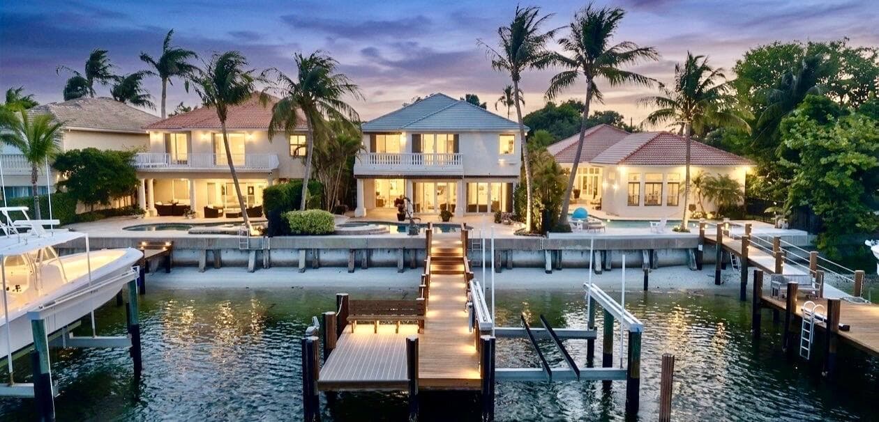 712 SANDY POINT Lane, North Palm Beach FL 33410
