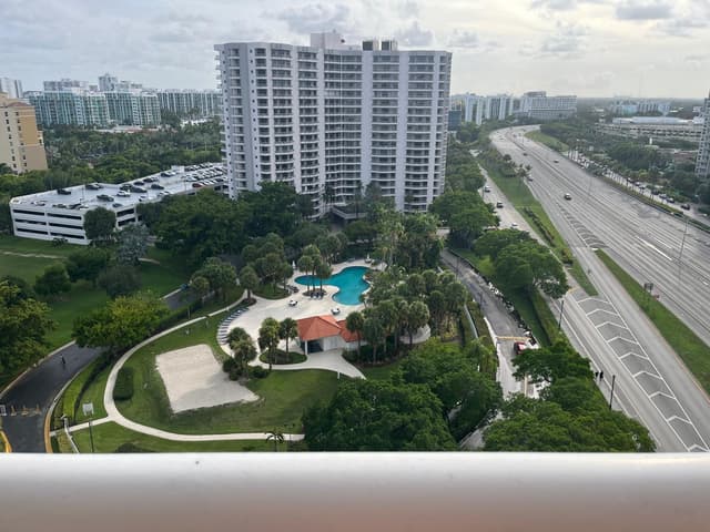3300 NE 192ND Street # 1706, Aventura FL 33180 - Aventura, FL - Photo 2