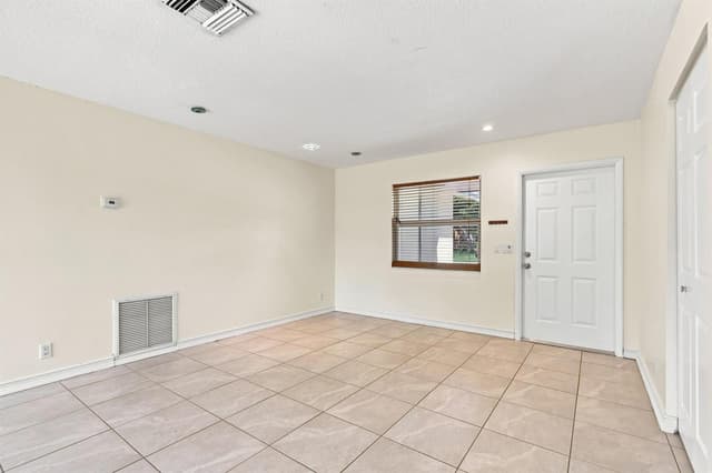 5114 Conklin Drive, Delray Beach FL 33484 - Delray Beach, FL - Photo 5