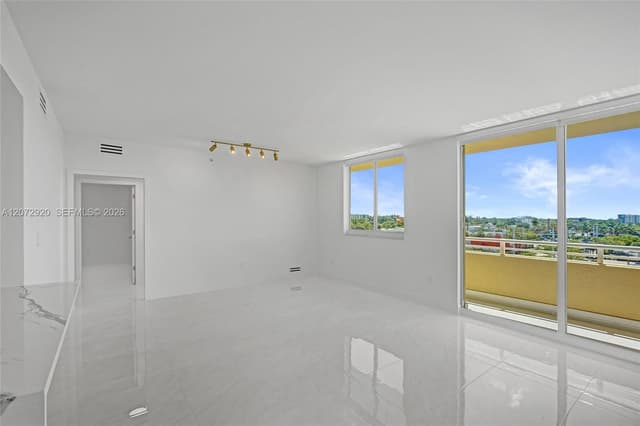 2775 NE 187th St # 514, Aventura FL 33180 - Aventura, FL - Photo 3