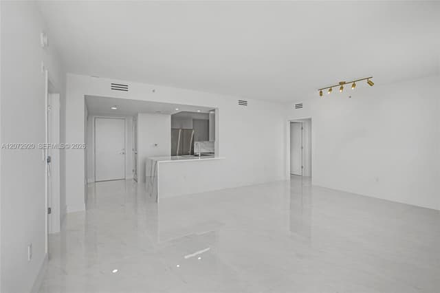 2775 NE 187th St # 514, Aventura FL 33180 - Aventura, FL - Photo 5
