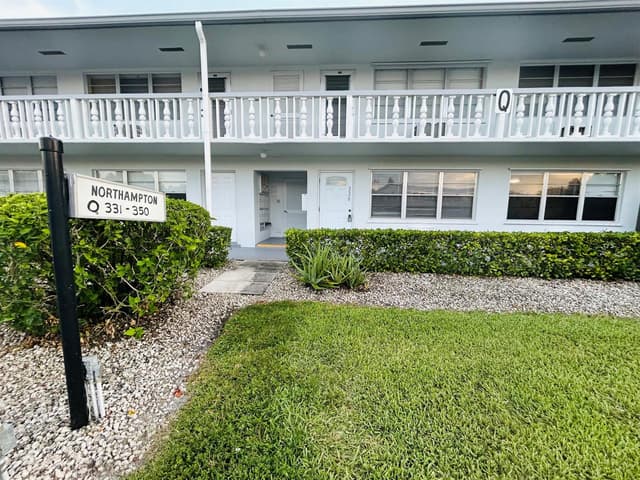 348 NORTHAMPTON Q, West Palm Beach FL 33417 - West Palm Beach, FL - Photo 2