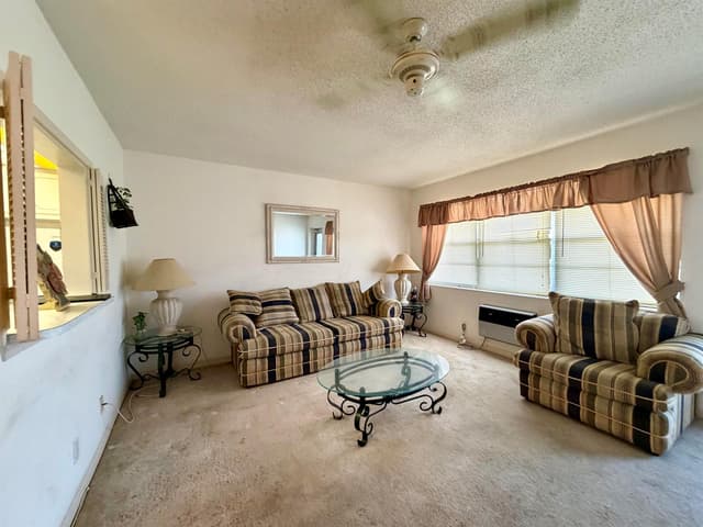348 NORTHAMPTON Q, West Palm Beach FL 33417 - West Palm Beach, FL - Photo 4