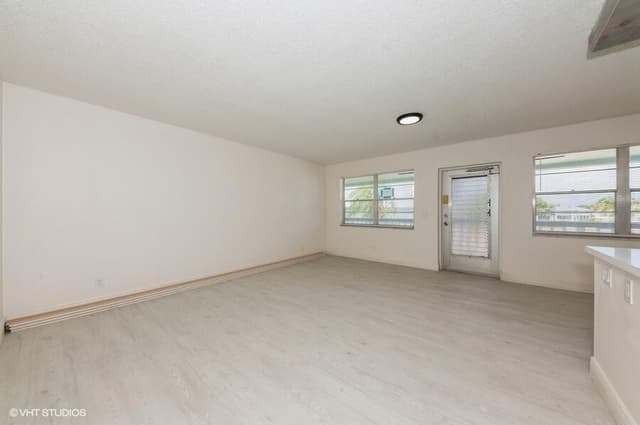 118 SOMERSET F, West Palm Beach FL 33417 - West Palm Beach, FL - Photo 5