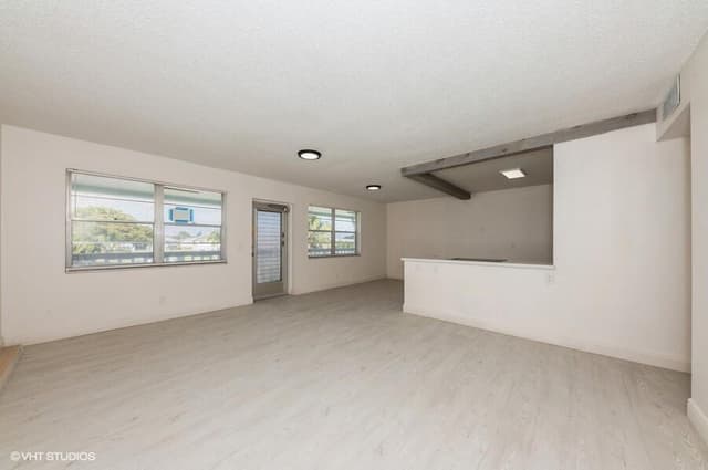 118 SOMERSET F, West Palm Beach FL 33417 - West Palm Beach, FL - Photo 4